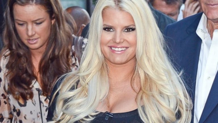 Jessica Simpson Weight Loss (2024): Lost 100 Pounds