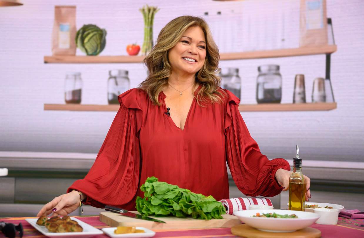 Valerie Bertinelli Weight Loss (2023) Diet, Workout, Before
